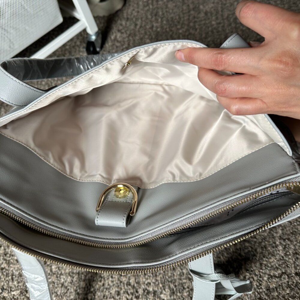 Elkie and co- New with tags discontinued - Picture 4 of 8